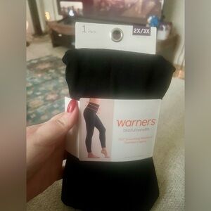 Warner's Black Seamless Legging with Smoothing Waistband